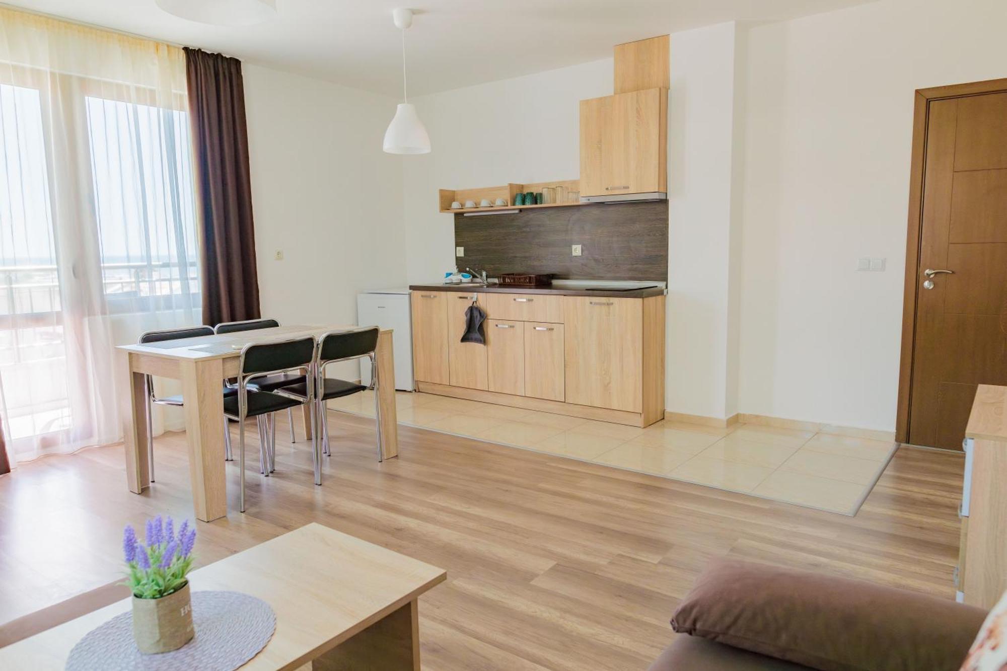 Black Sea Apartments Święty Włas Zewnętrze zdjęcie