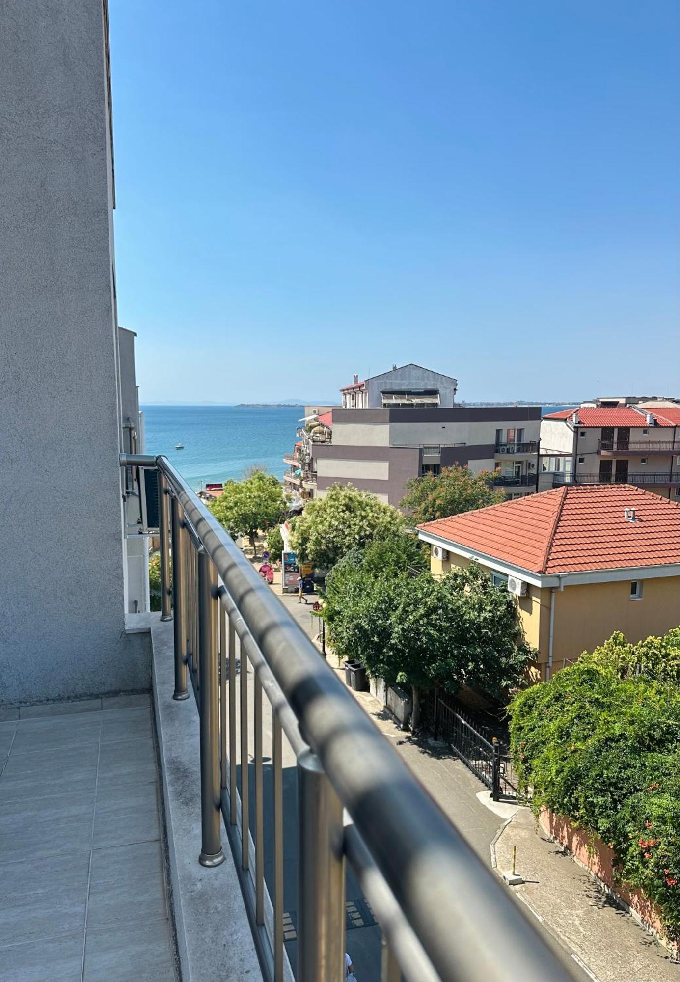Black Sea Apartments Święty Włas Zewnętrze zdjęcie