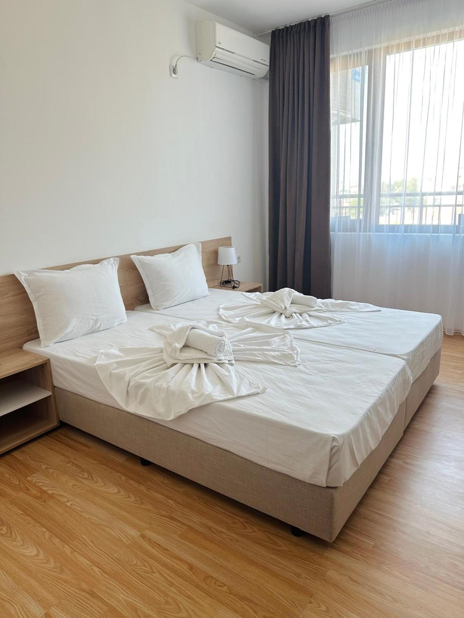 Black Sea Apartments Święty Włas Zewnętrze zdjęcie
