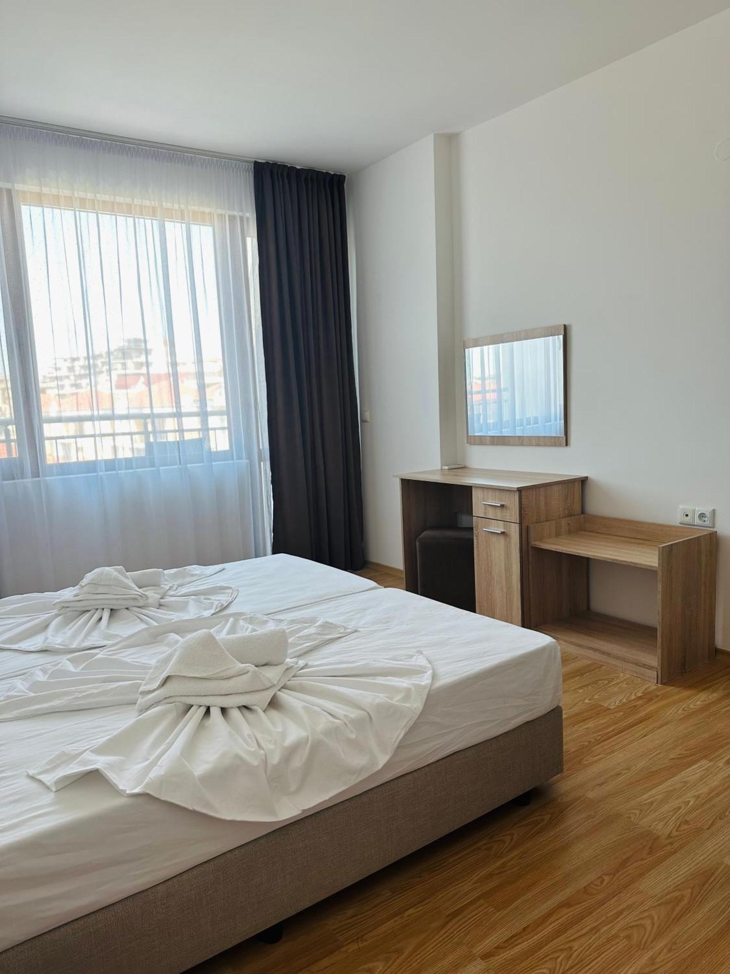 Black Sea Apartments Święty Włas Zewnętrze zdjęcie