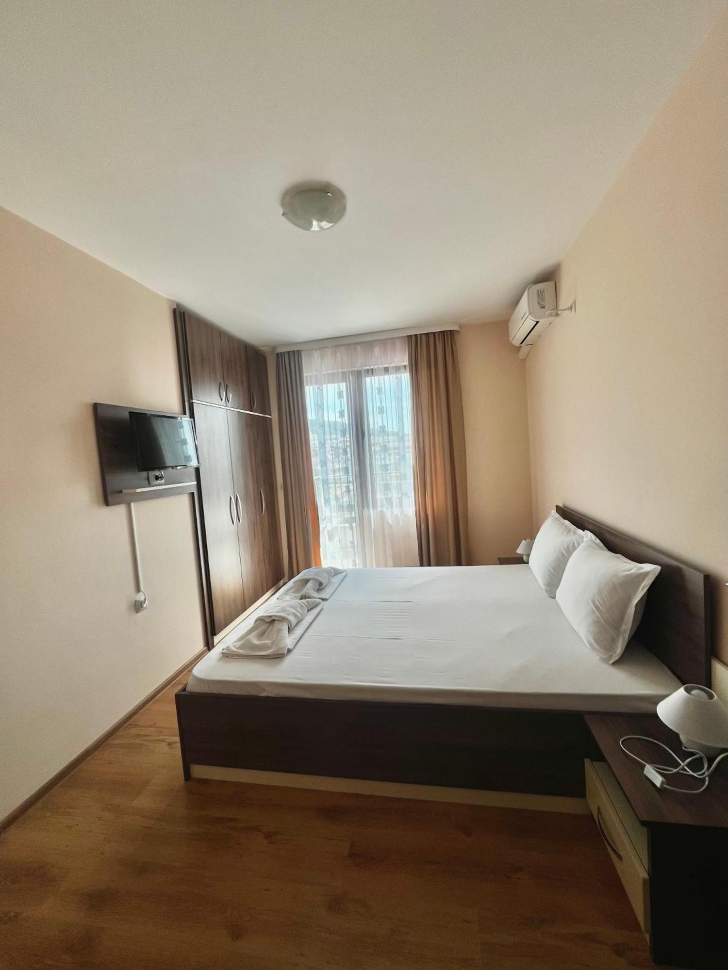 Black Sea Apartments Święty Włas Zewnętrze zdjęcie